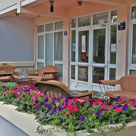 ホテル Prezident 4*