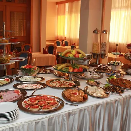 מלון Prezident 4*